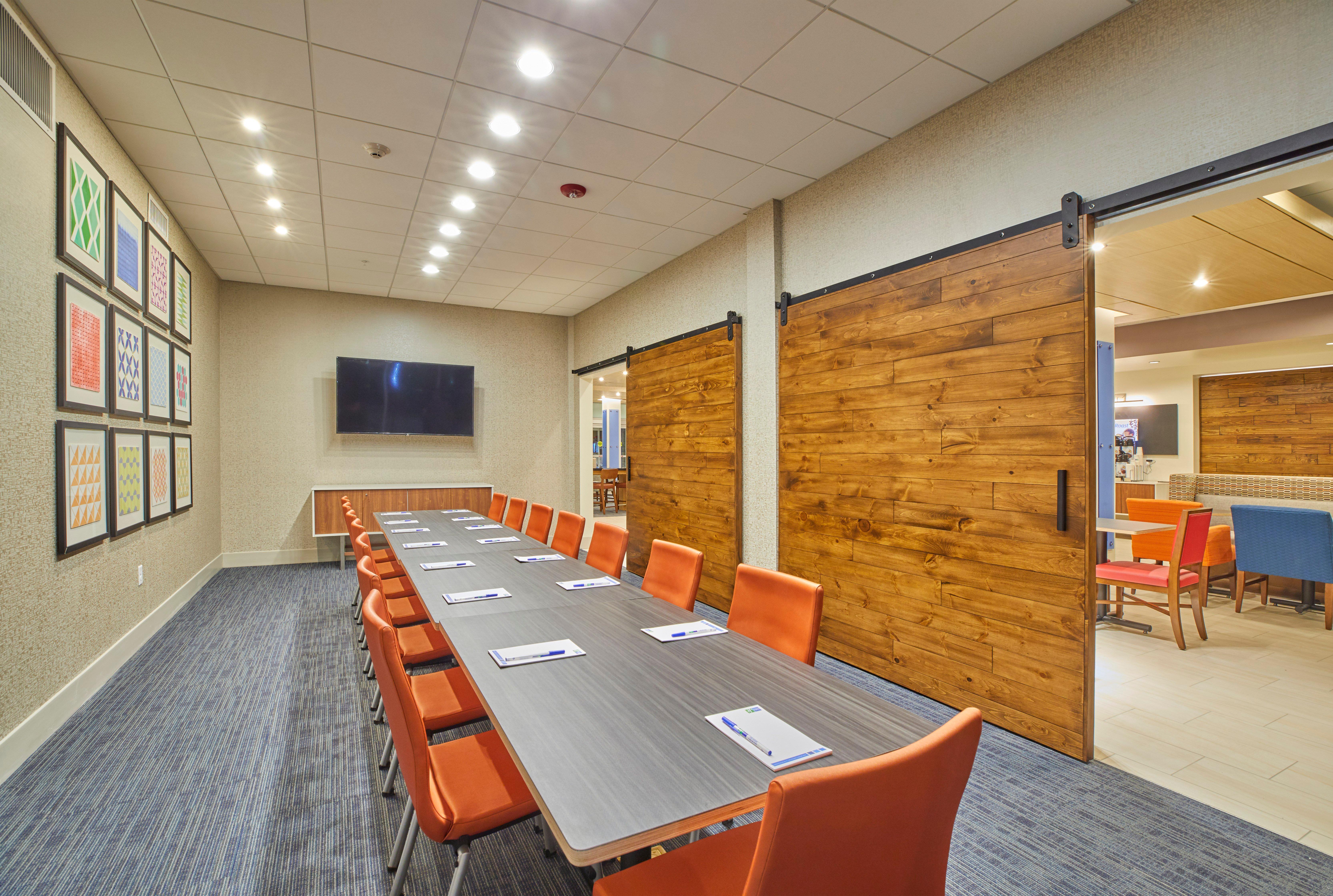 Holiday Inn Express & Suites - Hermiston Downtown By Ihg Екстер'єр фото